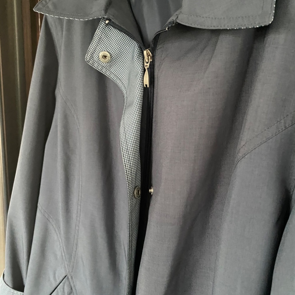 Spring jacket - Picture 4 of 4
